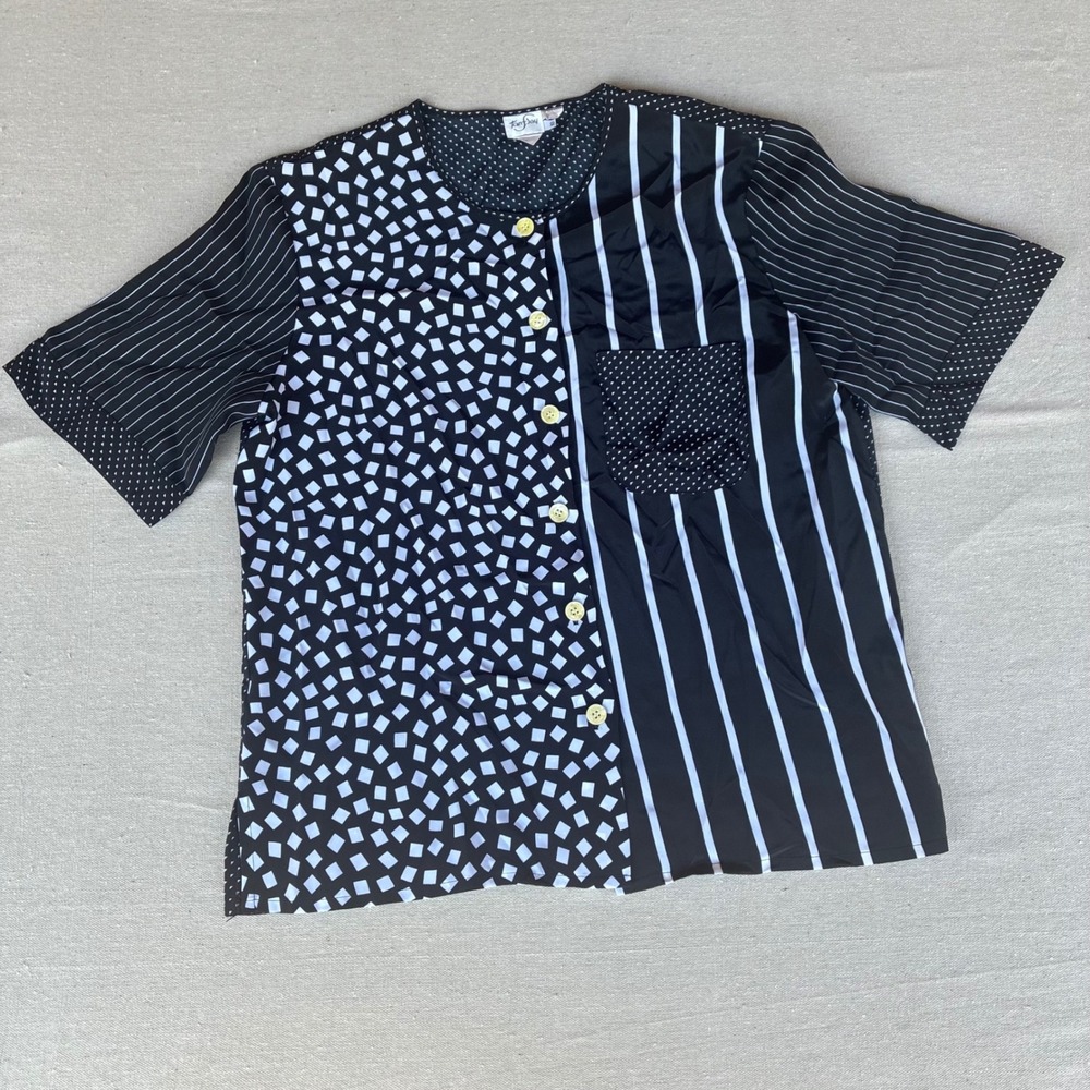 TanJay Button Up Blouse Womens 10 Black White Mixed Geometric Print Vintage Art